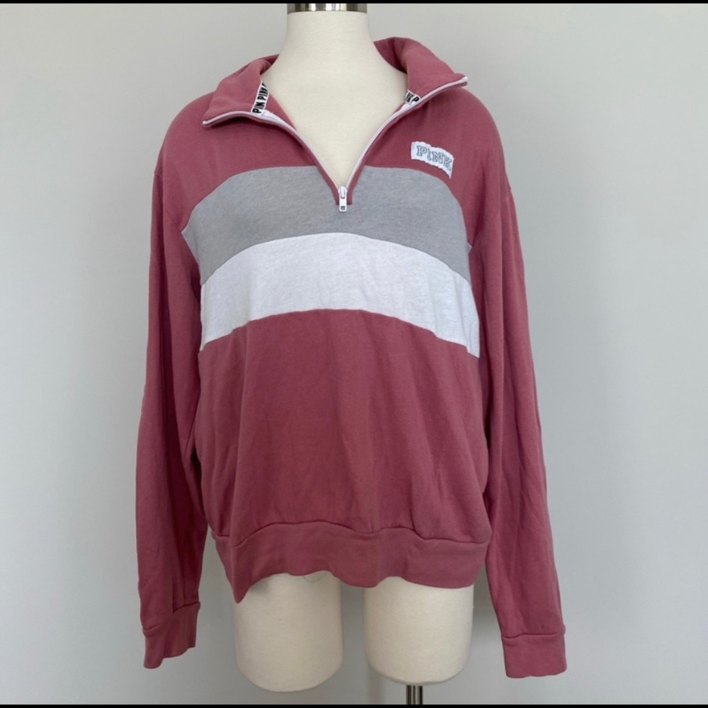 PINK Sweatshirt